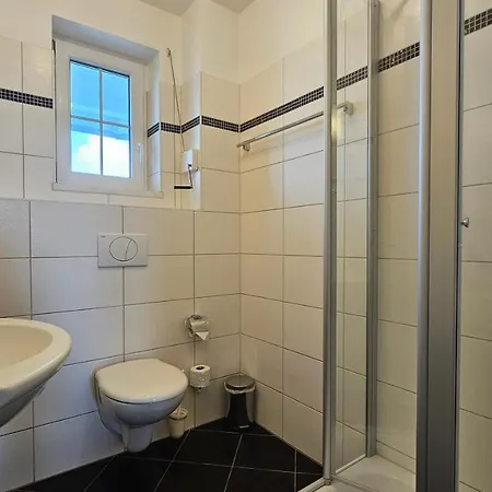 Hafenkiek 47 Mit 2 Baedern Und 2 Balkonen Appartamento Karlshagen