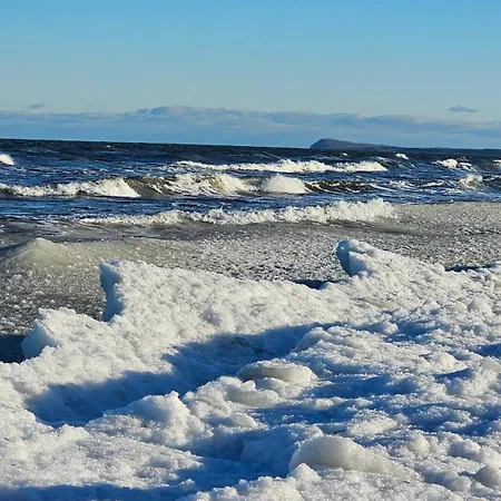 Hafenkiek 47 Mit 2 Baedern Und 2 Balkonen * Karlshagen