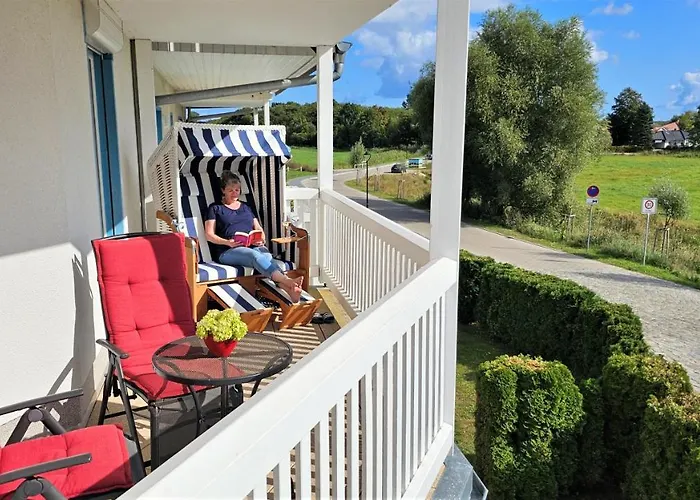 Hafenkiek 47 Mit 2 Baedern Und 2 Balkonen *